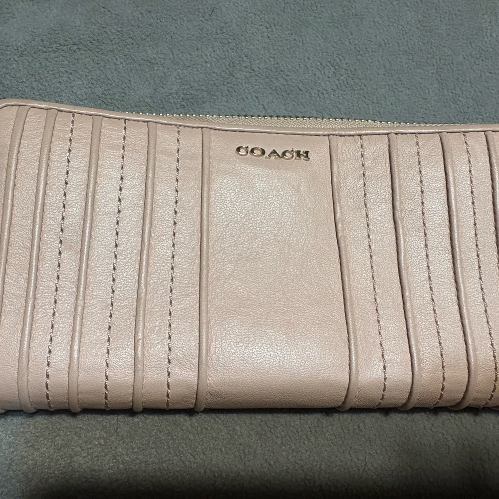 Coach Blush Leather Accordion Wallet
